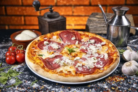 Crudo e Zola