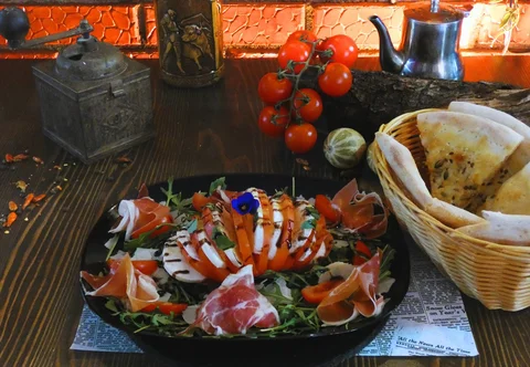 Salată Caprese
